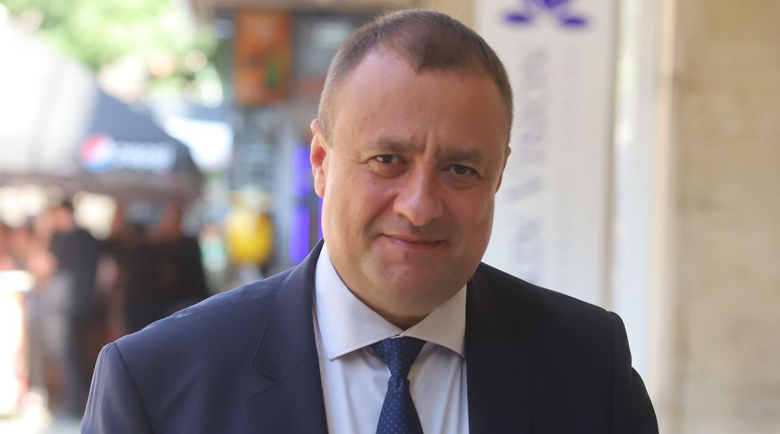 Иван Иванов: Вътрешният министър да подаде оставката