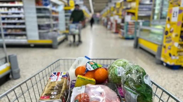 Министър Гечев: Цените на някои продукти могат да бъдат свалени с 20%-30%