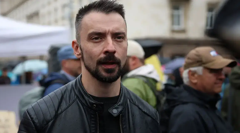Шкварек: Не би трябвало да обяснявам защо е нормален бракът между мъжа и жената