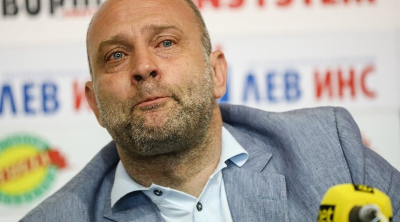 Пълен джигит на пътя: 6000 лв. глоби плати Тити Папазов