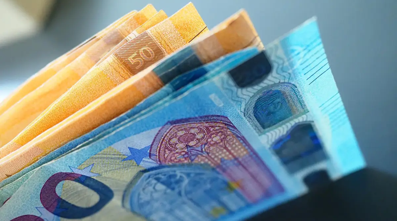 650 евро ще стане минималната заплата за 2027 г.