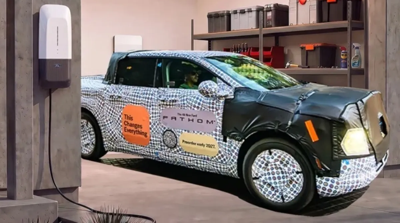 Ford тръгва по стъпките на Tesla за новия си евтин модел